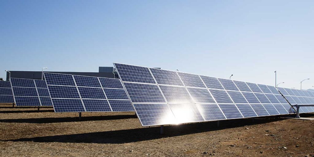 Single Axis Tracker | Boost Solar Energy Output with Single-Axis Solar ...
